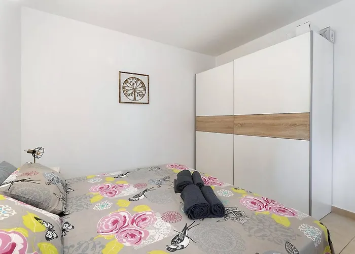 Casa Lizzy - Appartamento Con Vista Giardino N325