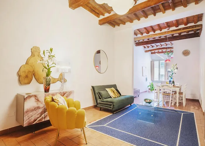 Michael'S Home - Cozy Apartment In The Heart Of Lucca