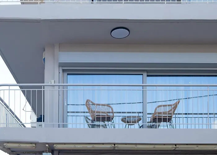 Kalamata Beachfront Apartment With Sea View