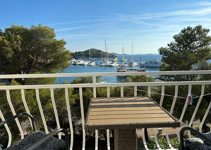 Apartments Mustel Drage - Adults Only