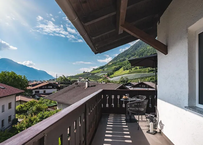 Luxe Vista City Apartments Algund