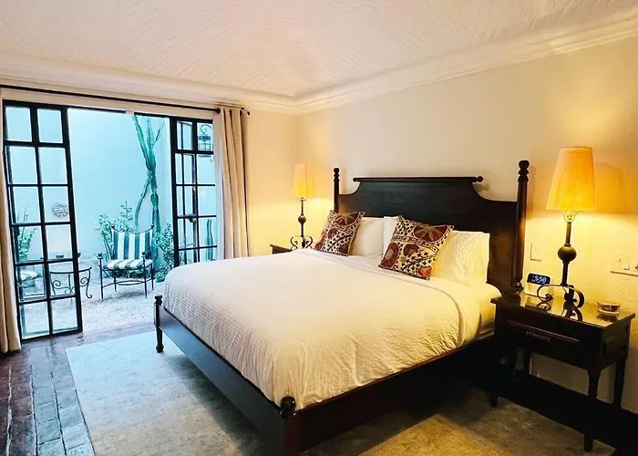 Lovely Home With Terrace Views - Casa Cielo Grande