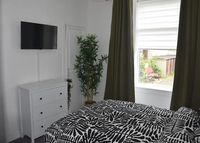1 Bedroom Flat In Dundee