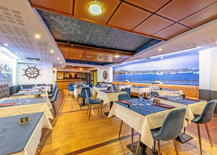 Logis Hotel Center