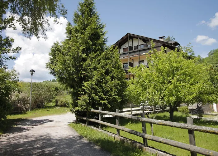 Casa 4 Pioppi - Agenzia Dolomiti Affitti