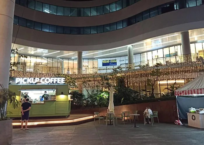 Marivic'S Place At Air Residences Makati