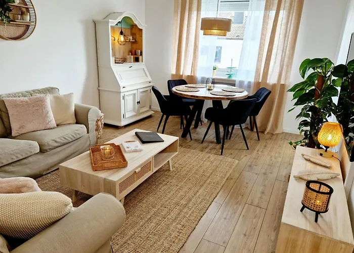 Sonnenhang Im Boho-Stil Mit Balkon, 500M Zum See, 2 Schlafzimmer