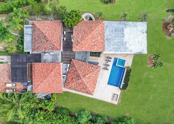 Stunning Villa With Private Pool And Jacuzzi In Casa De Campo