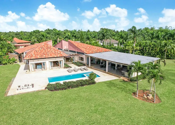 Stunning Villa With Private Pool And Jacuzzi In Casa De Campo
