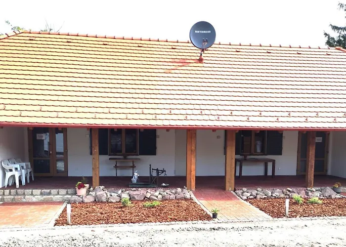 Villa Agardy 1