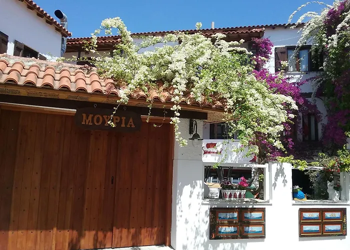Mouria Hotel