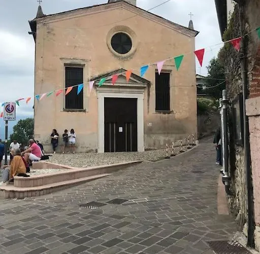 Garda Lake Attic