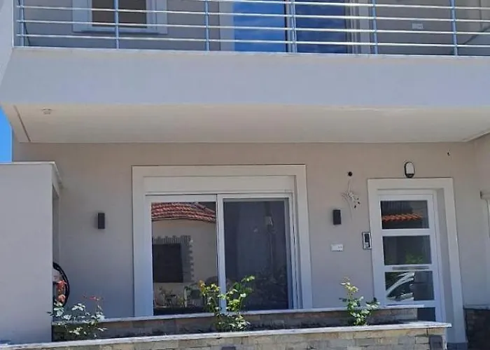 Ammoshine Apartment