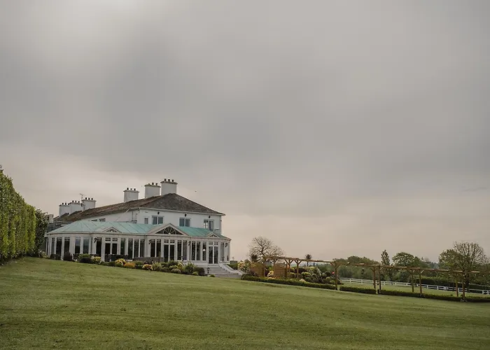 Crover House Hotel & Golf Club