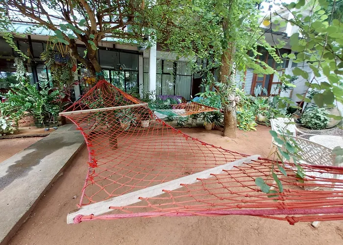 Lake Wave Hotel