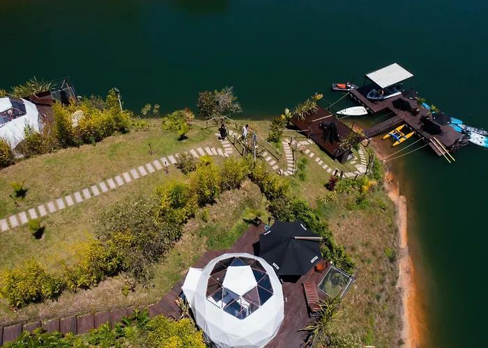 Domus Glamping Guatape