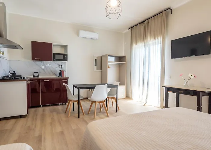 Ig- "Talia Apartments"