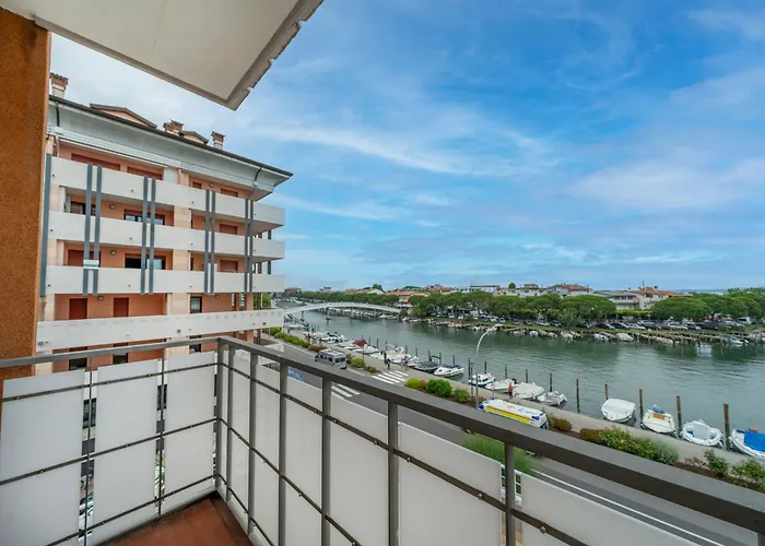 Guesthost - Relais Rosanna Stunning Lagoon-View Apartment