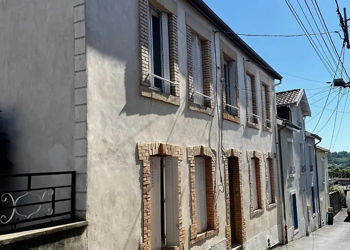 Le Clos Des Baleines 1Er Etage Avec 1 Place De Parking Privee Dans Un Garage