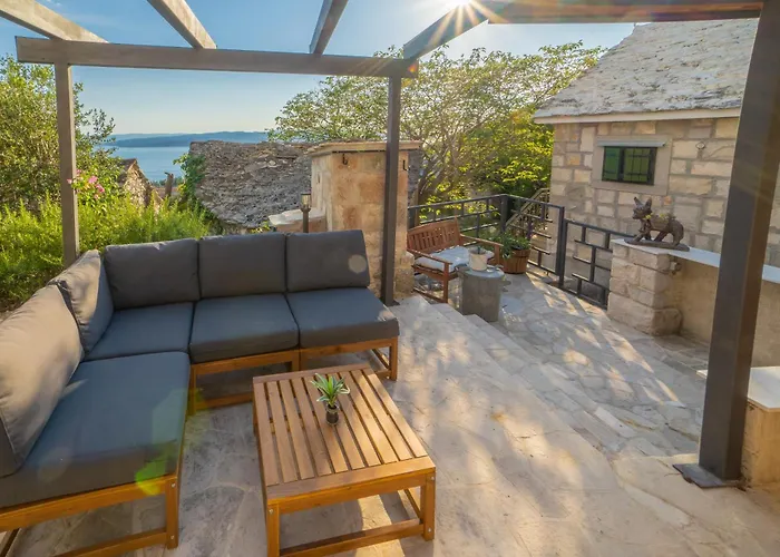 Authentic Villa Adrion