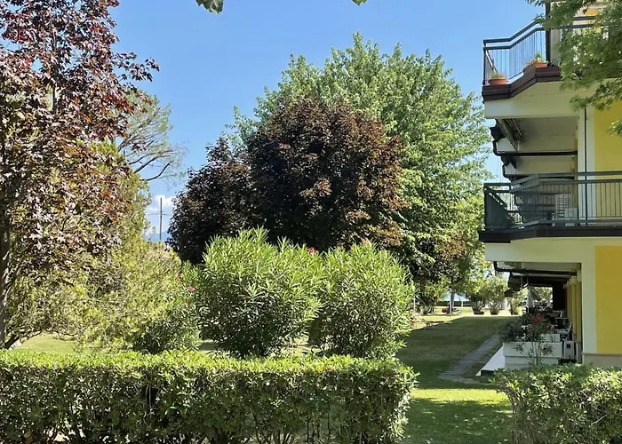 Garda Paola Lake Experience 1