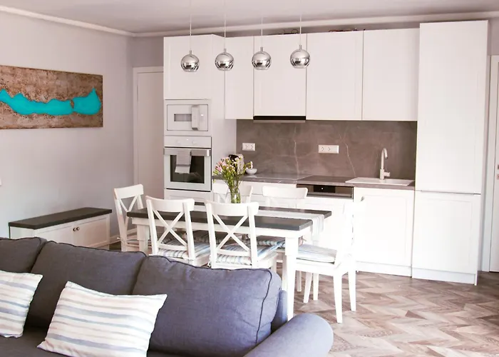 Mandula Villa