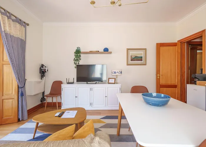 Apartamento T1 Charme, condomínio perto de Pombal