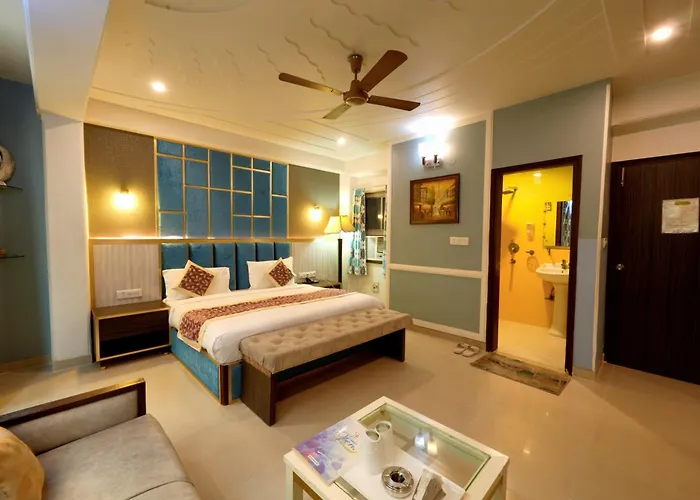 Hotel Inn Delhi Airport