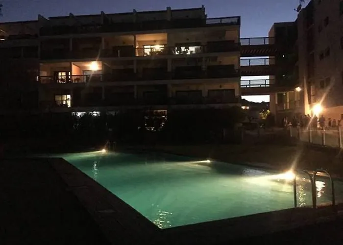 Studio Standing Piscine Vue Mer
