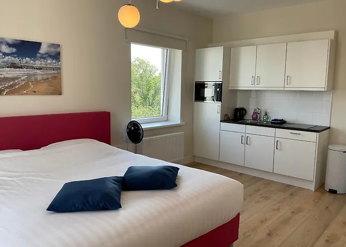 Aristoteles Apartments