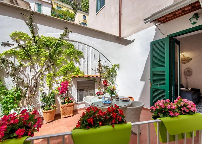 Amalfi Un Po'...