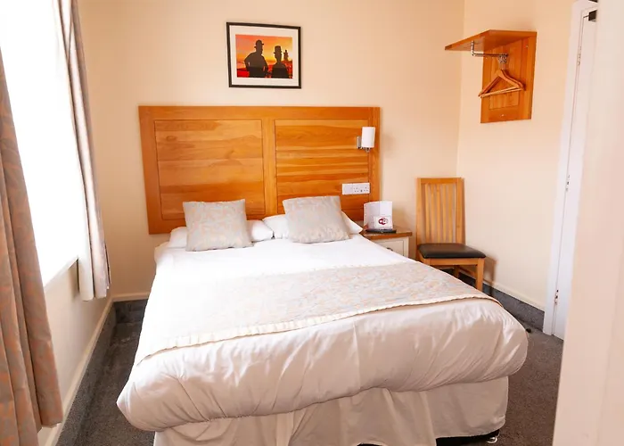 Claxton Hotel