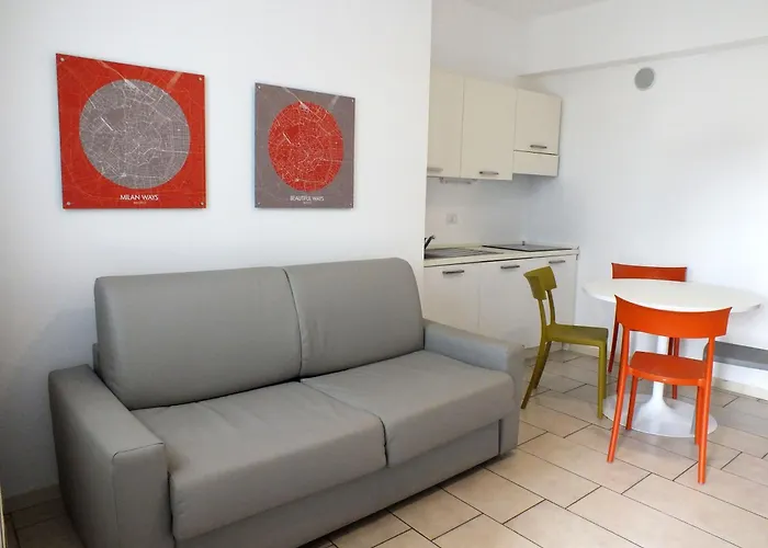 Bb Hotels Aparthotel Visconti