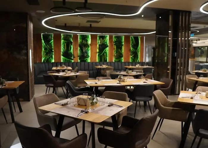 Aniroc Signature Hotel