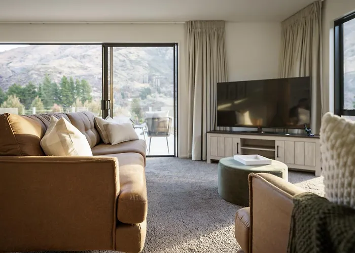 Redfern Retreat