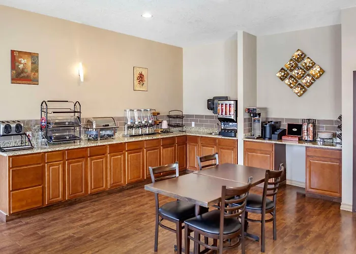 Quality Inn & Suites Edmonton International Airport
