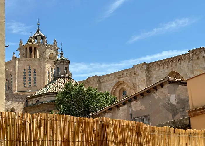 Tarraco Cathedral Cottage