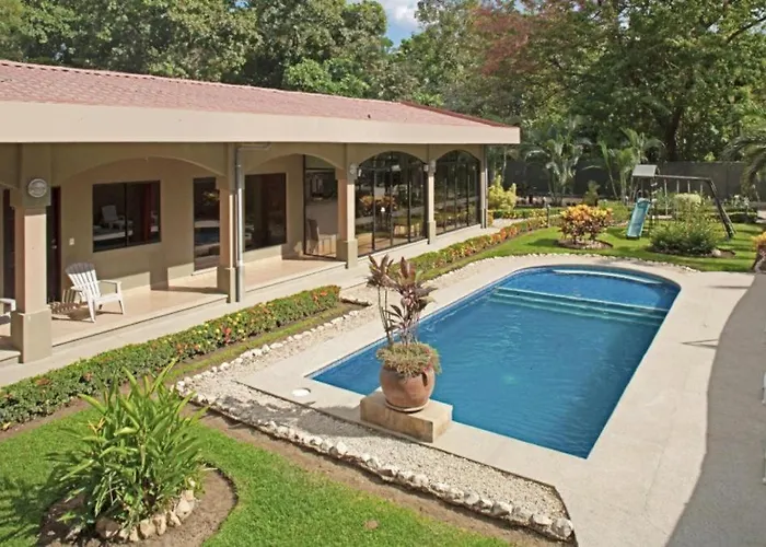 Pitaya Lodge