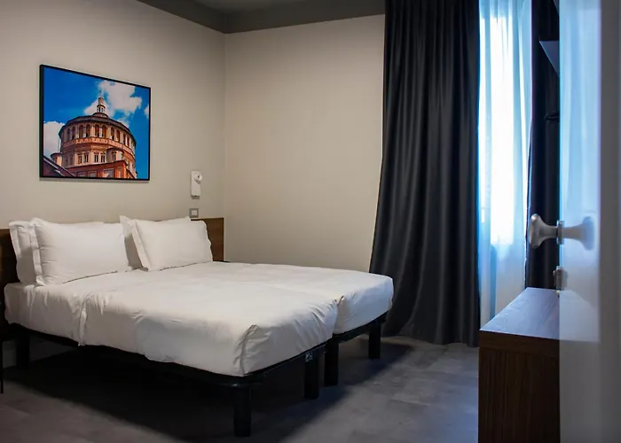 Hotel Homa 22 Marzo