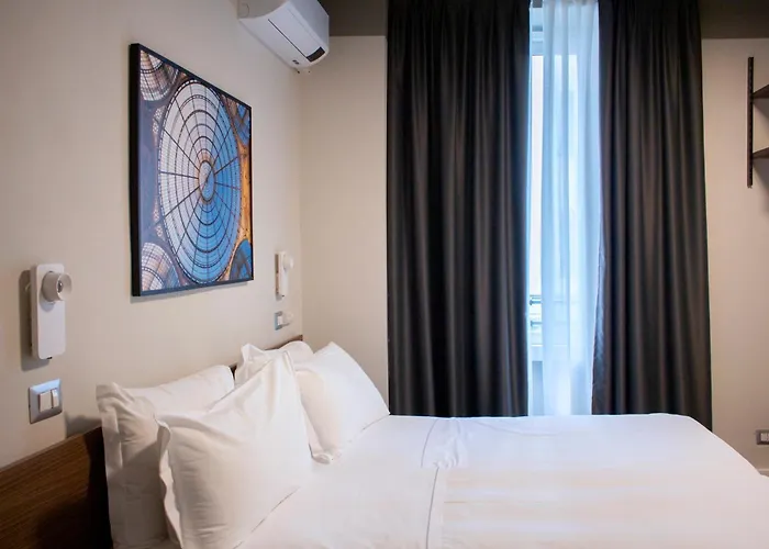 Hotel Homa 22 Marzo