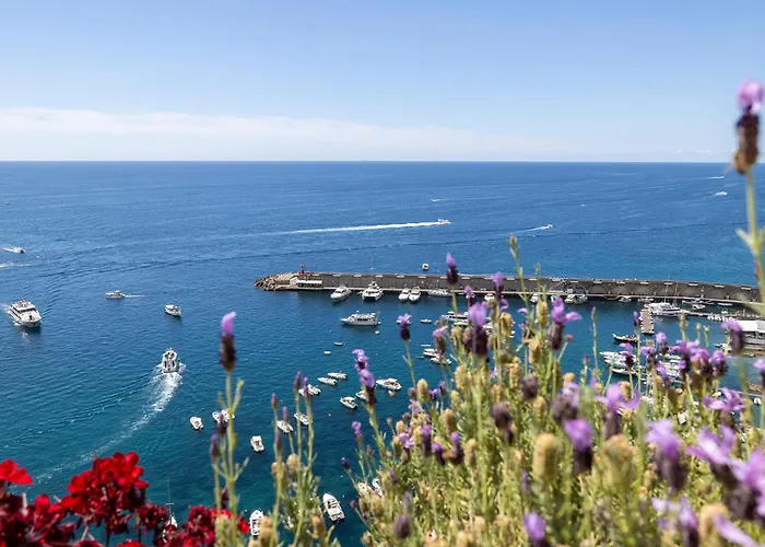 Apartments Amalfi Design Sea View Accessible By 250 Steps