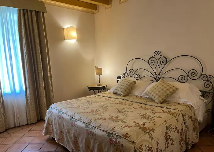 Romantik Hotel Relais Mirabella Iseo