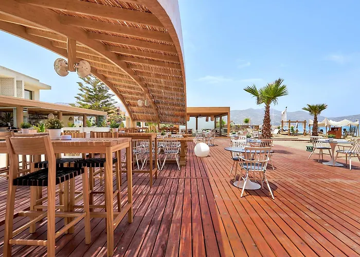 Enorme Teatro Beach - Adults Only