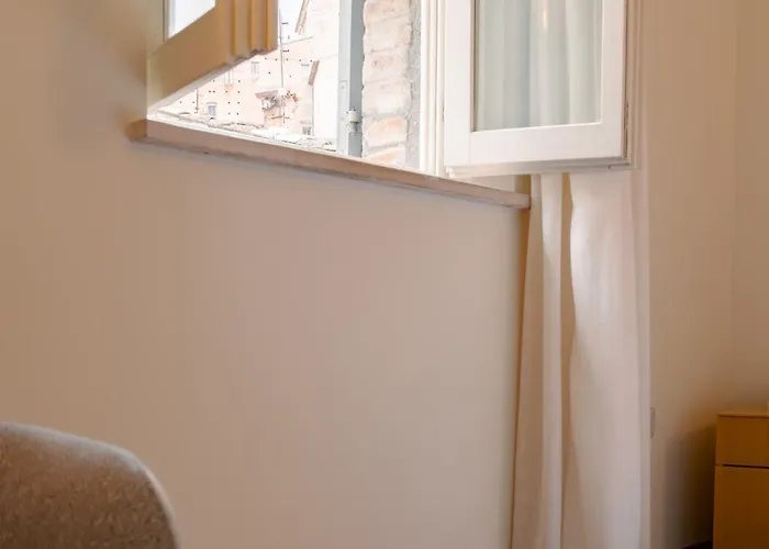 Urbino Apartment - Urban Retreat
