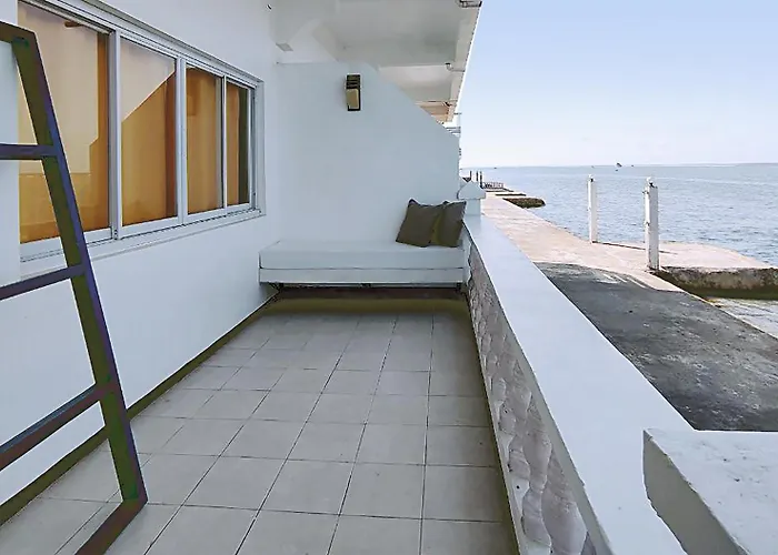 Casa Almarenzo Bed & Breakfast
