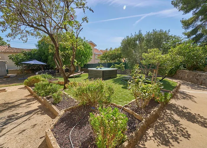 La Provencale - Jacuzzi, Bbq, Jardin & Clim
