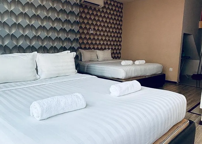 Ada Hotel & Apartment