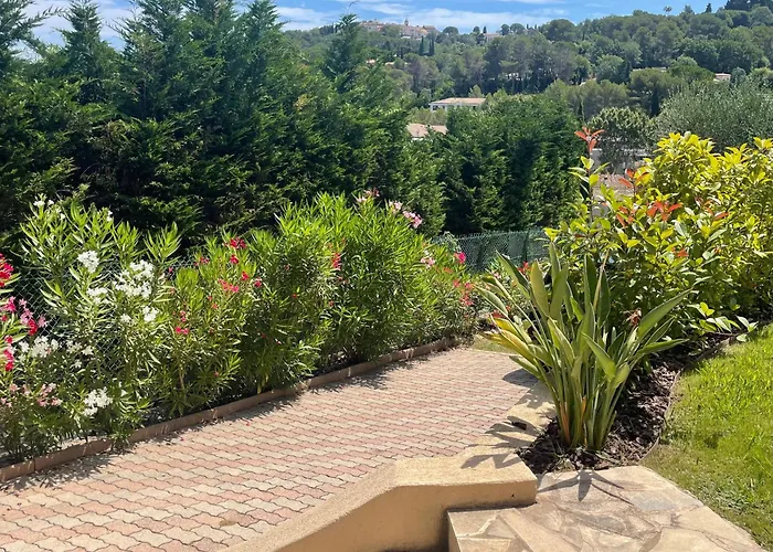 Un Havre De Paix Au Coeur De Mougins
