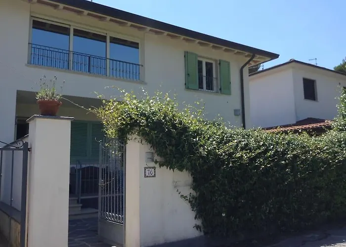 Lovely House Two Bedrooms Marina Di Pietrasanta