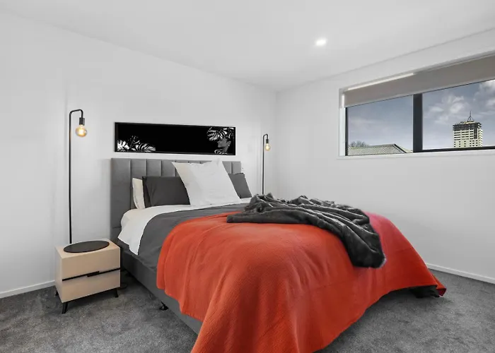 Stylish And Sleek City Stay
